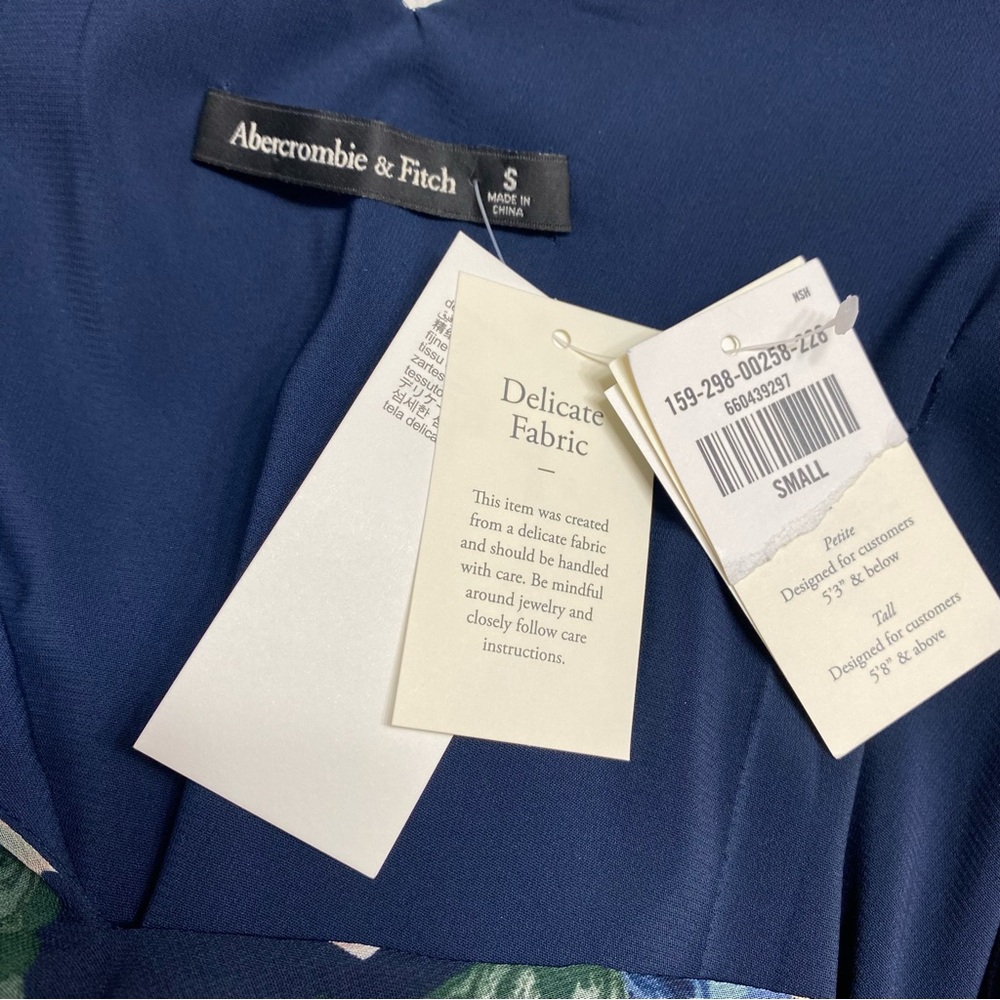 Abercrombie & Fitch Plunge Godet Skirt Maxi Dress NWT - Picture 8 of 12